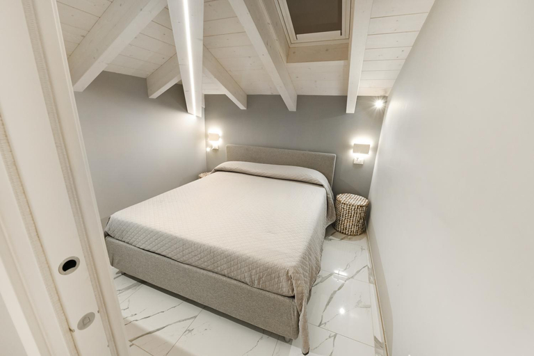 Bedroom 18