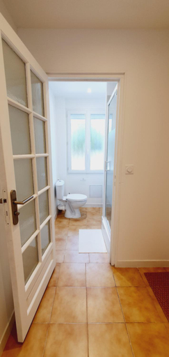 Bathroom, Via Domitia, Pyrénées-Orientales