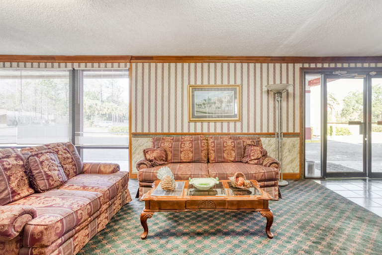 Public Area 3, Econo Lodge Walterboro I-95, Colleton