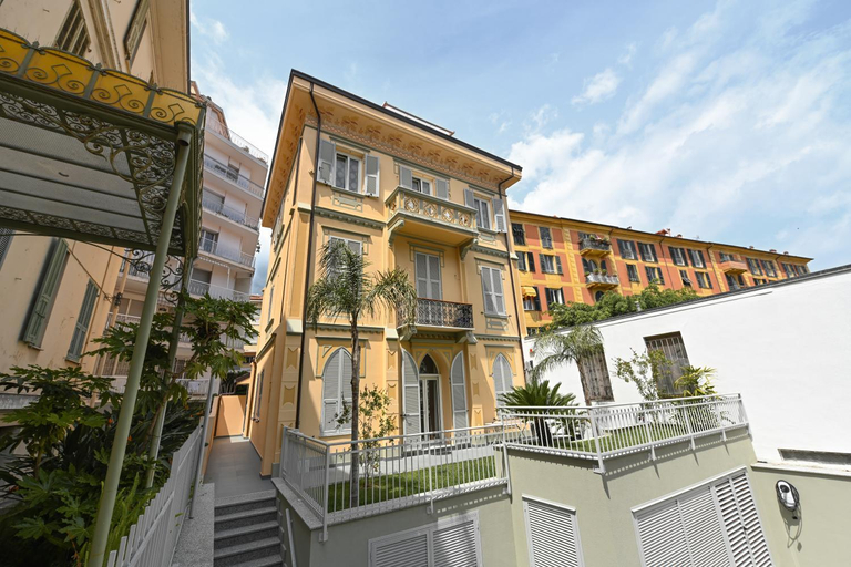 Exterior 5