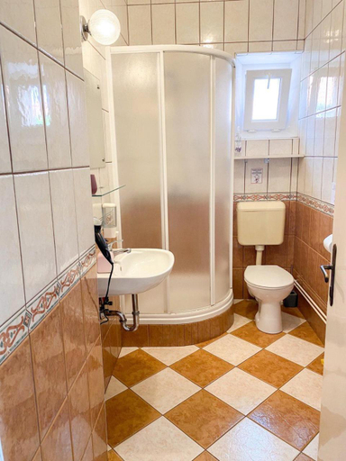 Bathroom 2, Villa ViLara, Hévíz/Keszthely