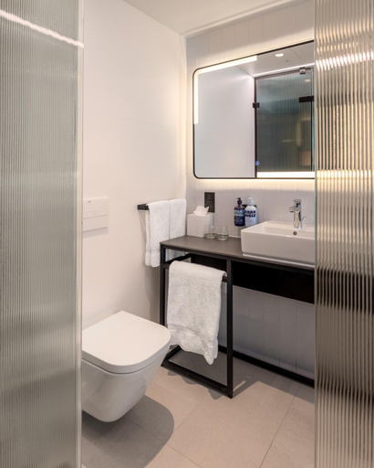 Bathroom 3, YOTELPAD London Stratford, London