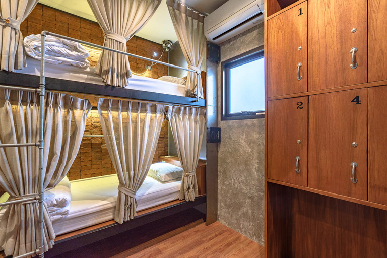 Bedroom 13