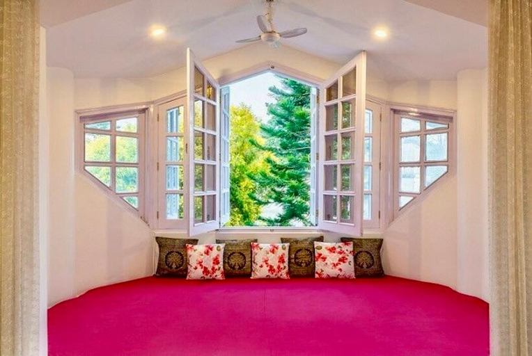 Bedroom 4, Saffron Leaf W567, Dehradun