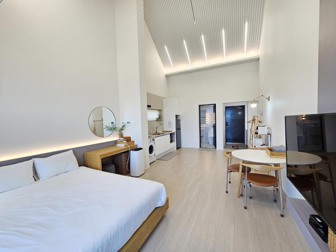 Bedroom 8