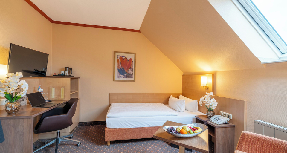 Bedroom 4, Sure Hotel by Best Western Hilden-Duesseldorf, Mettmann
