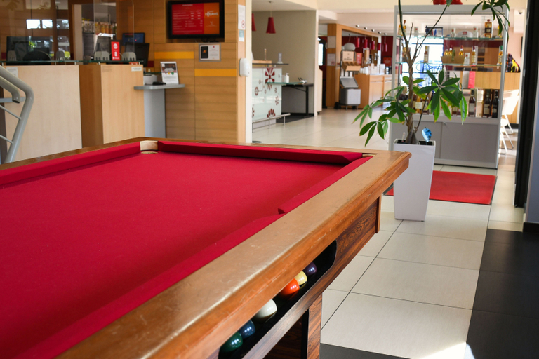 Public Area 3, ibis Saintes, Charente-Maritime