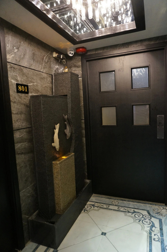 Others 5, Luna Inn - Tsim Sha Tsui, Kowloon