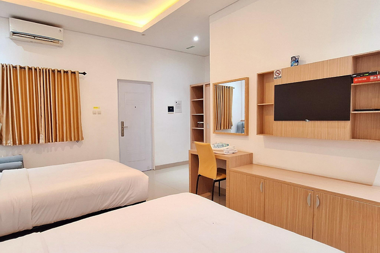 Bedroom 8