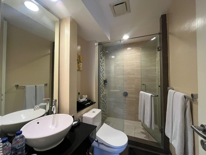 Bathroom 6