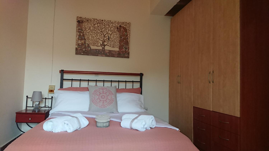 Others 3, Vagionia Apartments, Peloponnese
