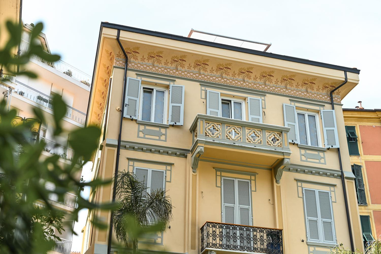 Exterior 9