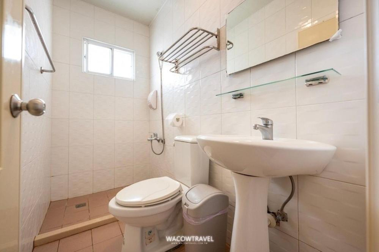 Shower, 小黑人潛水旅店, Pingtung