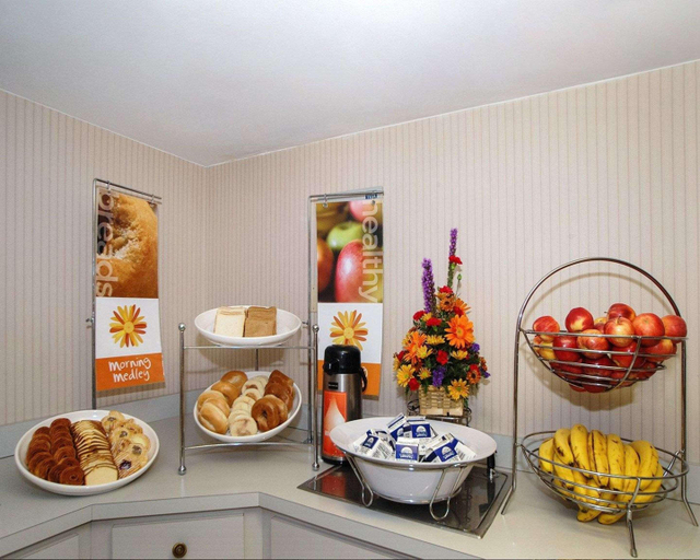 Food & Drinks 5, Sleep Inn Morganton, Burke