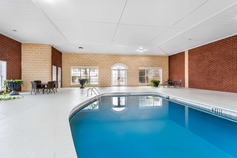 Sport & Beauty 5, Comfort Suites Sumter, Sumter