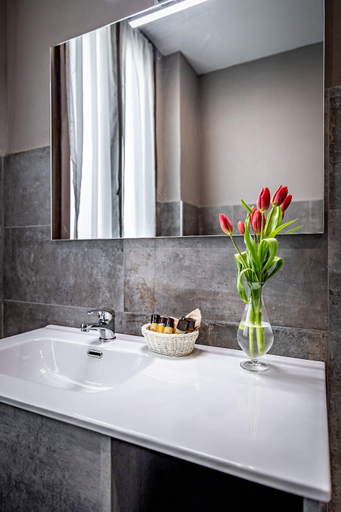 Bathroom 5