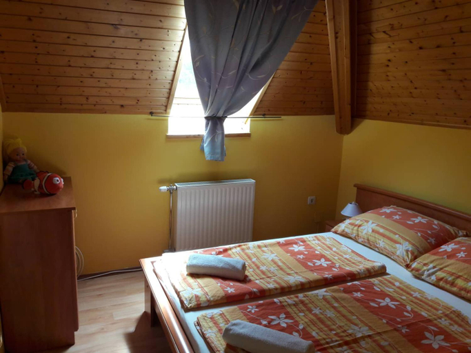 Others 5, Napsugar Vendeghaz-Apartman, Hévíz/Keszthely