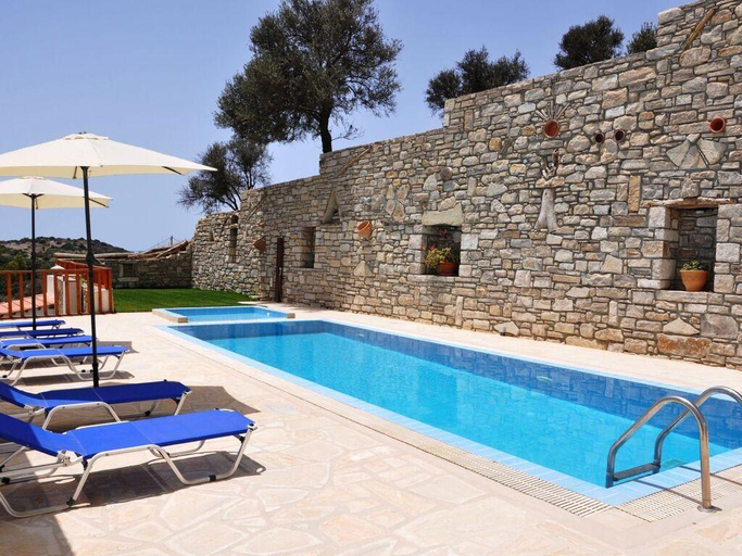 Others 3, Leonidas Comfortable holiday residence, Faistos