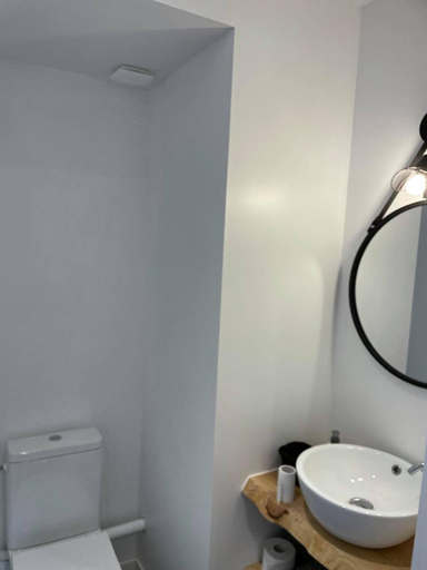 Bathroom 5, Les Logis du Petit Prince, Gironde