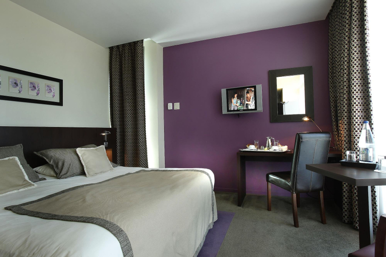 Bedroom 3, Hotel du Pasino, Nord