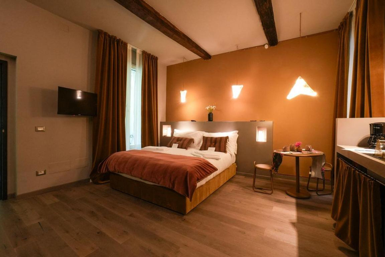Bedroom 2, Sant'Eufemia 30, Modena