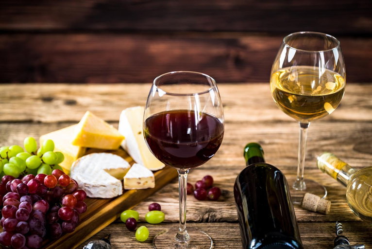 Food & Drinks 5, Rockwell Falls Inn and Wine Bar, Warren