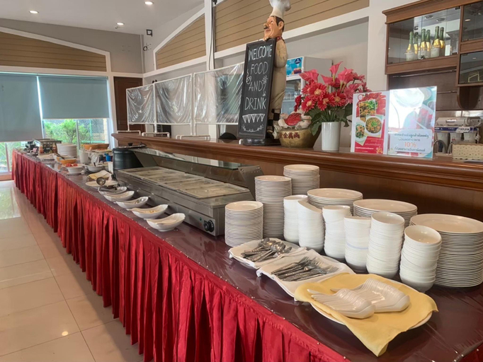 Food & Drinks 5, Chumphon Gardens Hotel, Muang Chumphon
