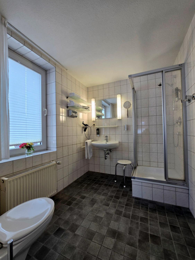 Bathroom 3, Hotel Samson, Warendorf