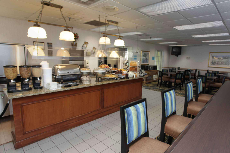 Food & Drinks 5, Wyndham Garden Jacksonville, Duval