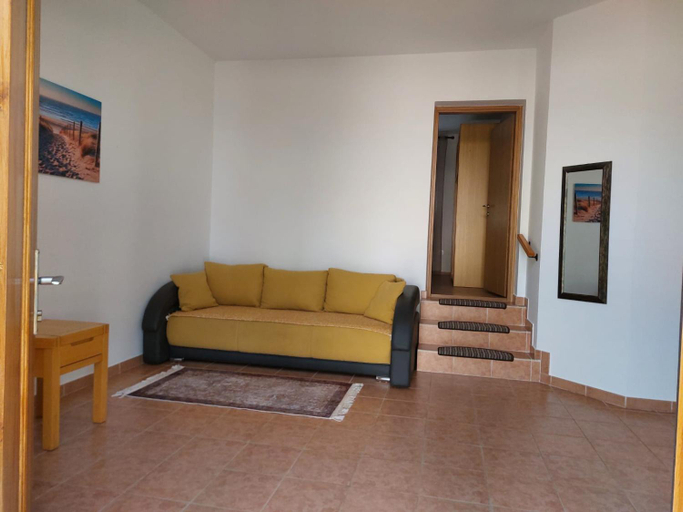 Others 4, Apartments Grgic, Medulin