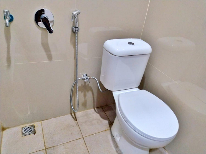 Bathroom 10