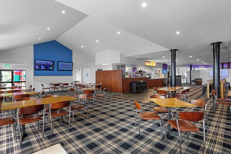 Food & Drinks 4, Cannonvale Reef Gateway Hotel, Whitsunday