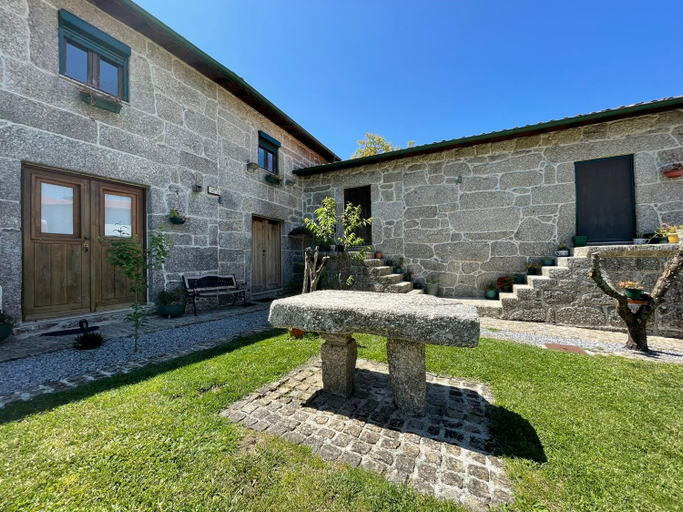 Others 3, Casa Pereira, Terras de Bouro