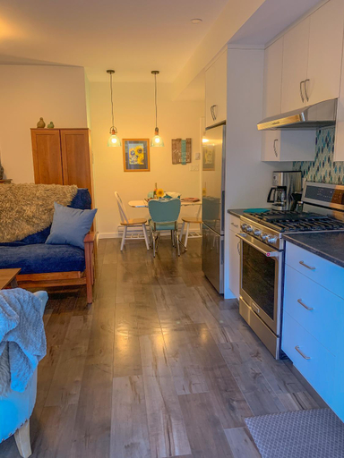 Others 5, Windslow Guest Suite at Kye Bay, Comox-Strathcona