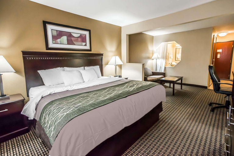 Bedroom 3, Econo Lodge Inn & Suites Monroe, Monroe