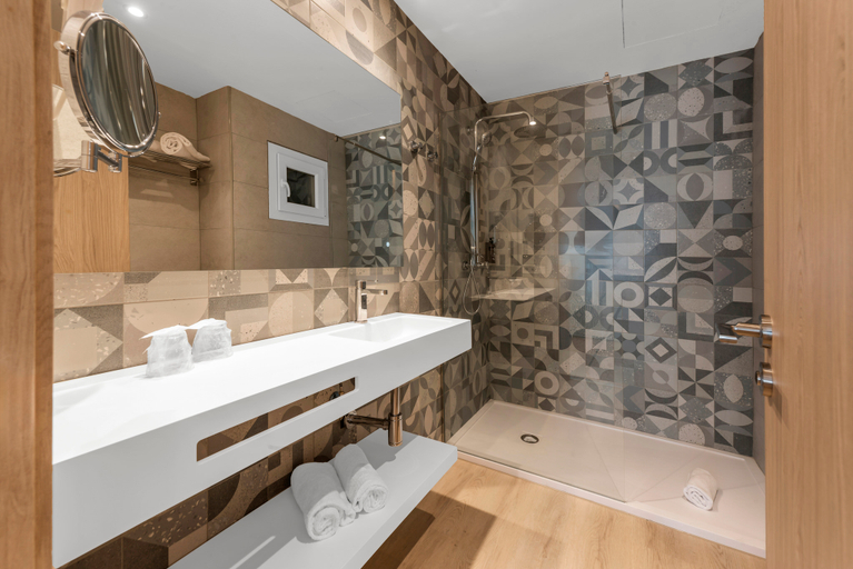 Bathroom, Hotel Palia Dolce Farniente, Baleares