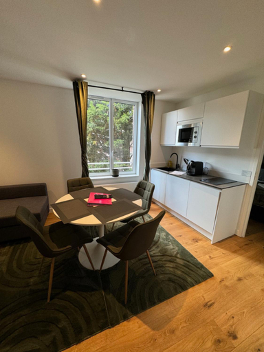 Others 4, Victorias House Suite, Nord