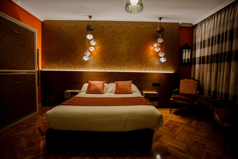 Others 2, Hostal Rodas Pamplona, Navarra