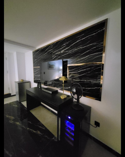 Dining Room 7