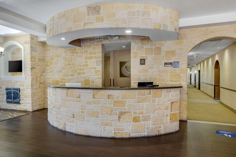Public Area 2, Comfort Suites Benbrook - Fort Worth Southwest, Tarrant