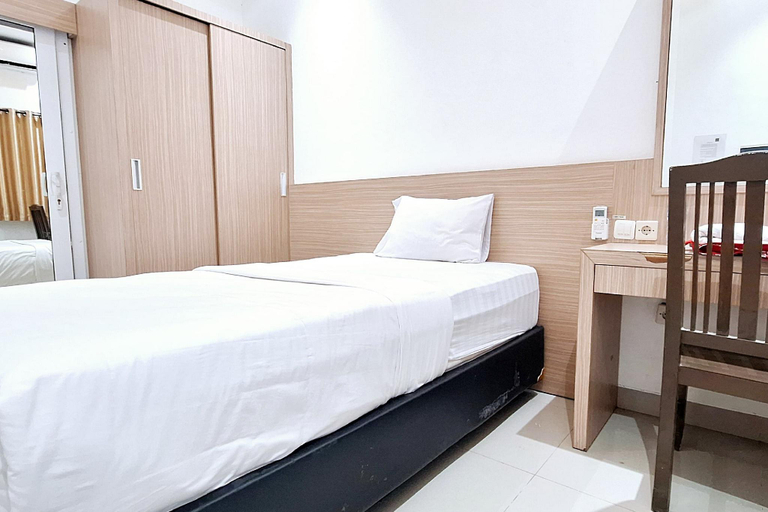 Bedroom 9