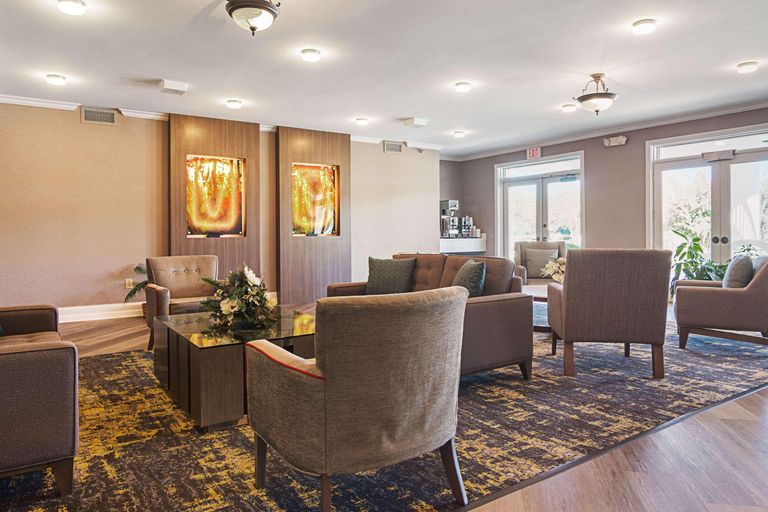 Public Area 2, Clarion Inn Willow River, Sevier