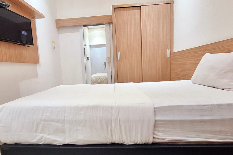 Bedroom 13