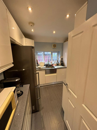 Others 3, Cosy Shared Flat - Self Check-In, Free Street Parking, Hertfordshire
