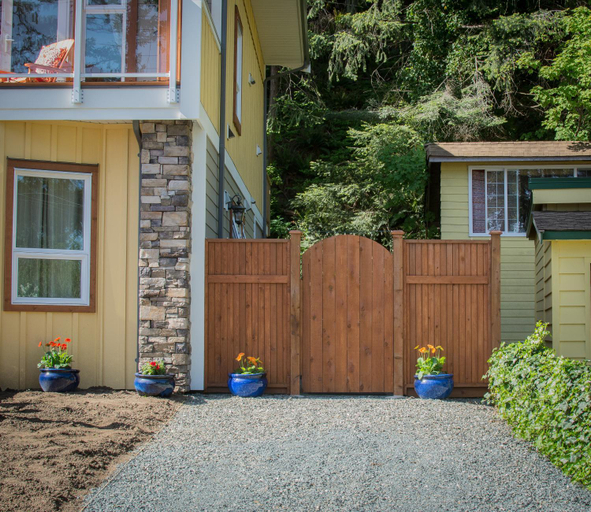 Others 4, Windslow Guest Suite at Kye Bay, Comox-Strathcona