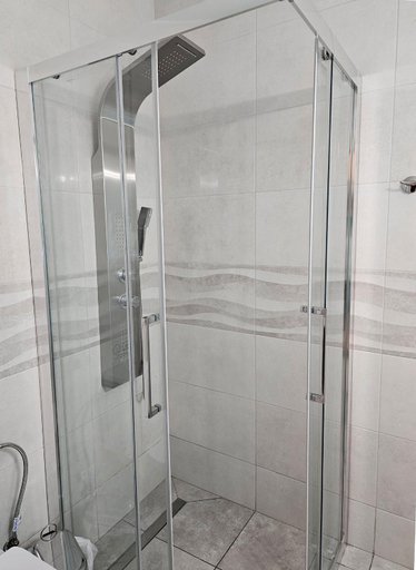 Shower 5, Nereides Apartments Rhodes, South Aegean