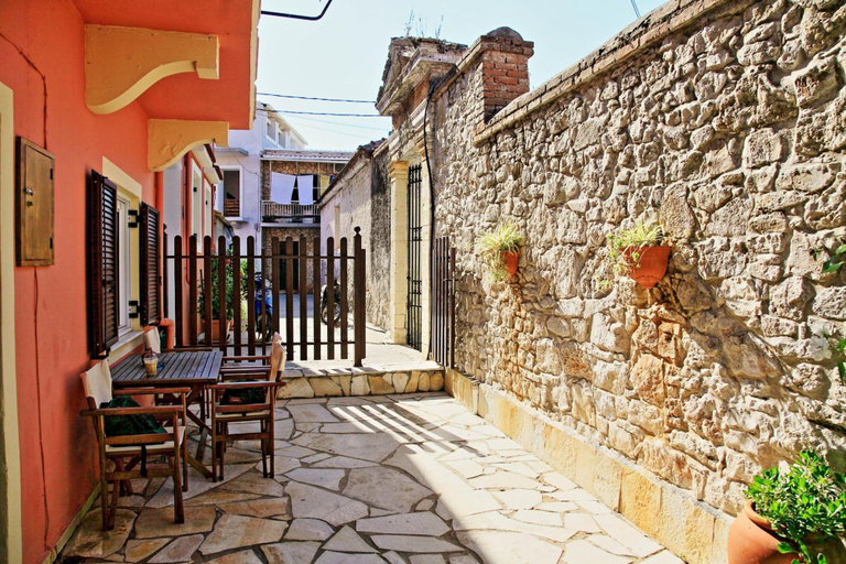 Room 3, Nina Gaios Waterfront Apartment, Ionian Islands