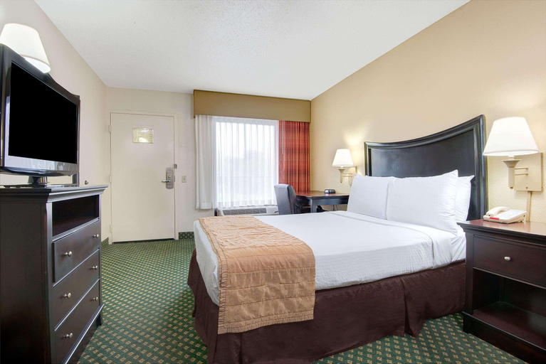 Bedroom 3, Baymont by Wyndham Nashville, Davidson