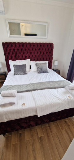 Bedroom 1, Luxury Villa Aramis with jacuzzi in Malinska, Malinska-Dubašnica