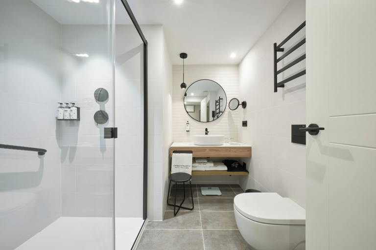 Bathroom 5, Catalonia Park Putxet Hotel, Barcelona